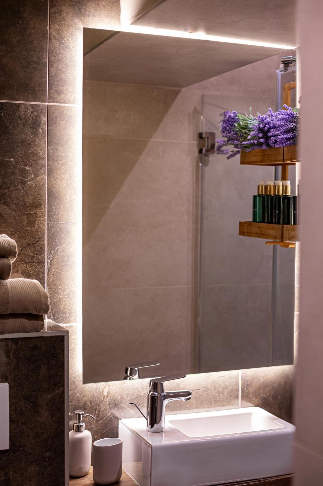Venus Apartment With Jacuzzi And Sauna - City Center Βελιγράδι Εξωτερικό φωτογραφία